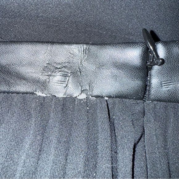 Banana Republic PLEATED CHIFFON MIDI SKIRT women’s size 8 black - Picture 7 of 12